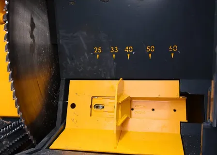 Uniforest ketassaega halumasin TITAN