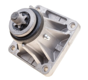 Blade spindle assembly MTD lawn mower 48 6-point star right-center assembly