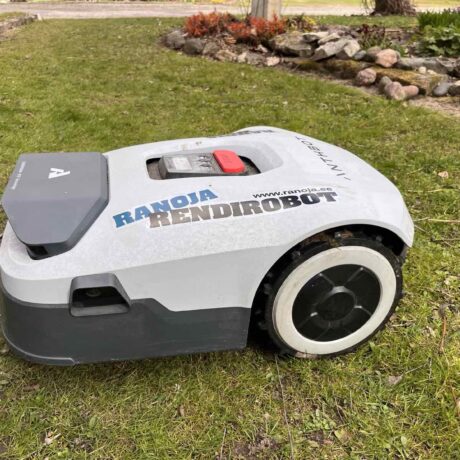 Täisteenusrent Robotniiduk ANTHBOT Genie 3000 (kaablivaba) 3600 m²