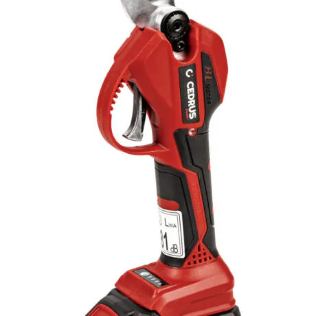 4 erinevat lõikeastet! Maksimaalne lõikeulatus: 40mm Lõikekiirus ca 1,4 s