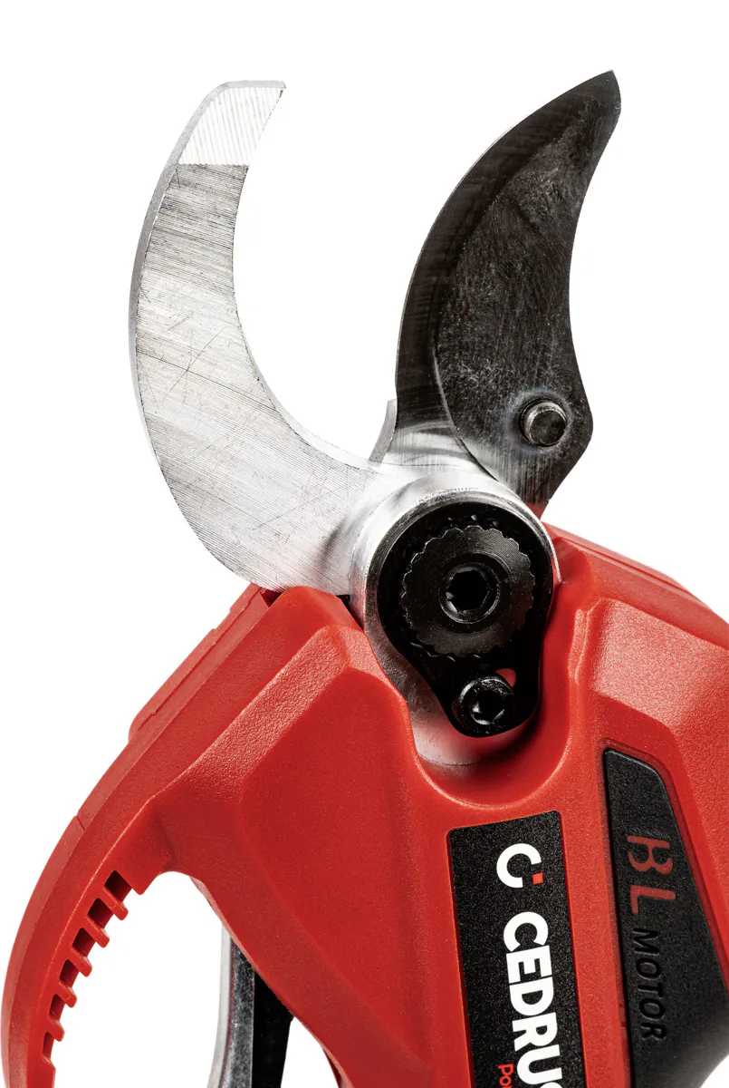 Akuoksakäärid CEDBPB40LI-SET (Komplekt) 6 4 erinevat lõikeastet! Maksimaalne lõikeulatus: 40mm Lõikekiirus ca 1,4 s