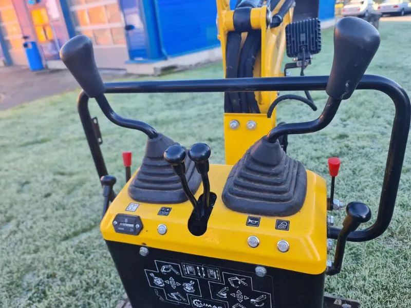 Miniekskavaator MB 600 (kasutatud) - Image 4