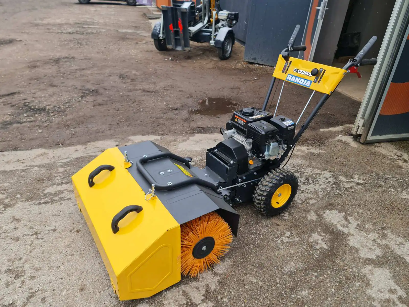 Tänavahari +koguja CEDRUSZM06-E 4IN1 (RENT)