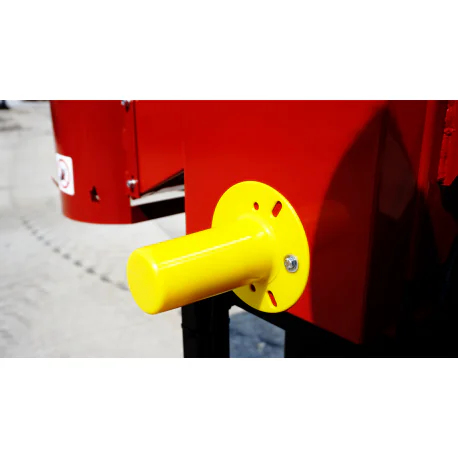 Bensiinimootoriga järelveetav puiduhakkur RPS-120