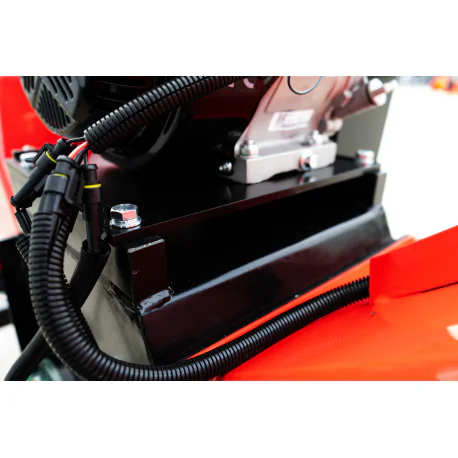 Bensiinimootoriga oksapurustaja RB-150 15 hp 15 Bensiinimootoriga oksapurustaja RB-150 15 hp