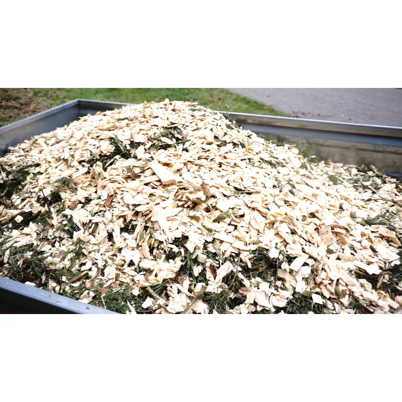 Bensiinimootoriga oksapurustaja RTS-630 koos haagisega