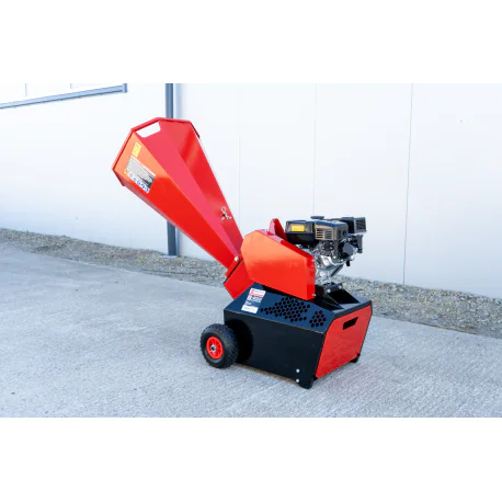 Bensiinimootoriga puiduhakkur RS-60