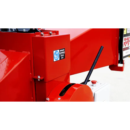 Elektrimootoriga puiduhakkur RPE-120 koos lintkonveieriga 3 m