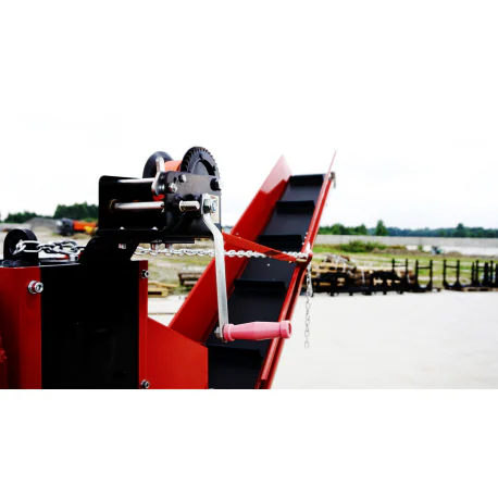 Elektrimootoriga puiduhakkur RPE-120 koos lintkonveieriga 3 m