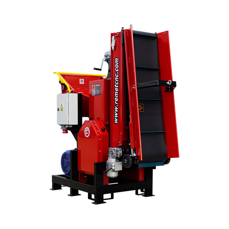 Elektrimootoriga puiduhakkur RPE-200 koos lintkonveieriga 4 m