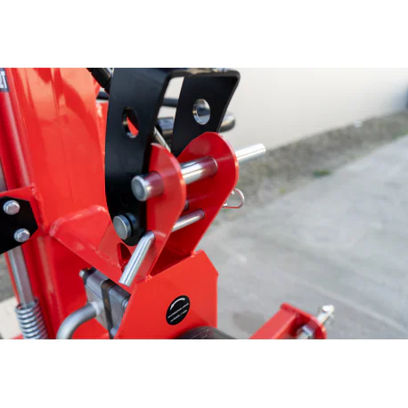 Hüdrauliline puulõhkuja 12T PTO