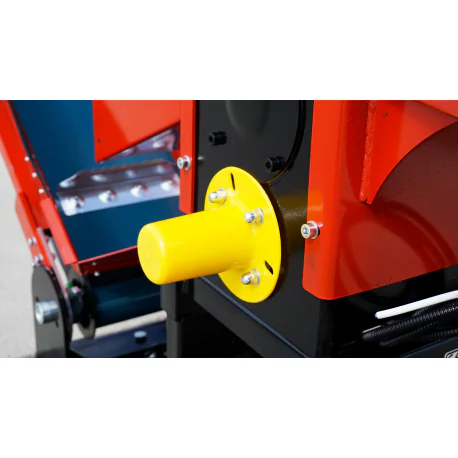 PTO-puiduhakkur R-100 koos lintkonveieriga 2.3 m