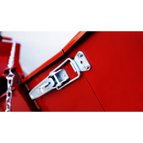 PTO-puiduhakkur R-100 koos lintkonveieriga 2.3 m