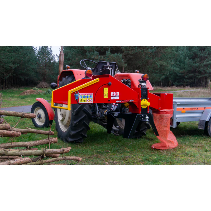 PTO-puiduhakkur R-60