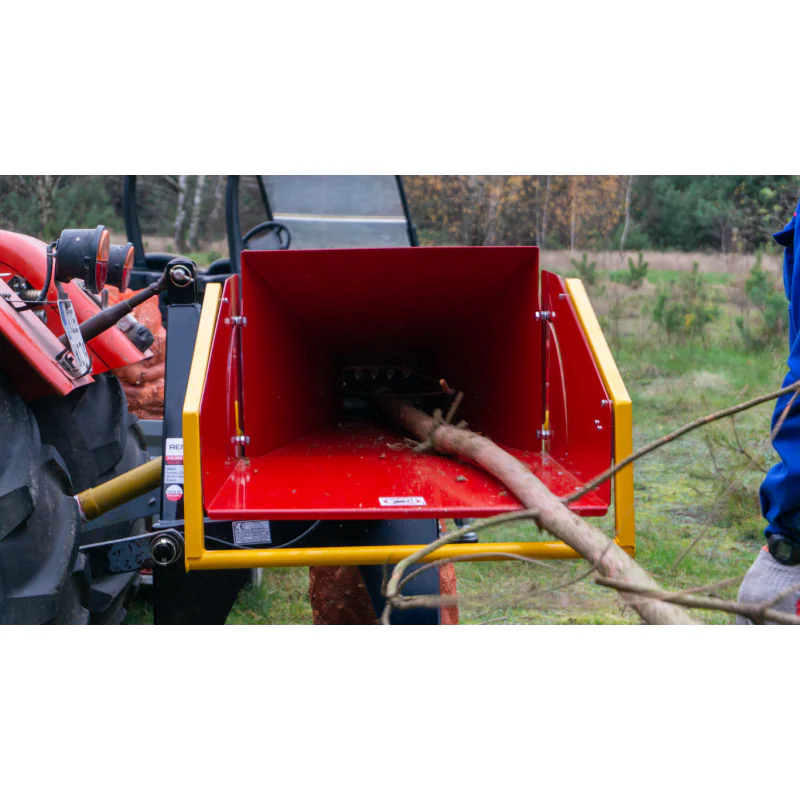 PTO-puiduhakkur R-60