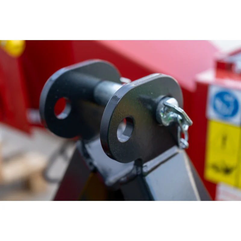 PTO-puiduhakkur R-60