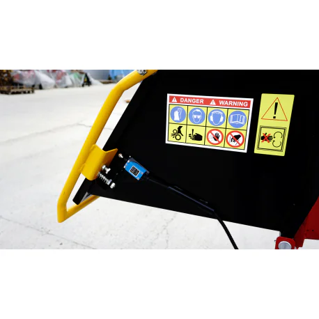 PTO-puiduhakkur RP-120 koos lintkonveieriga 2.3 m 4 PTO-puiduhakkur RP-120 koos lintkonveieriga 2.3 m