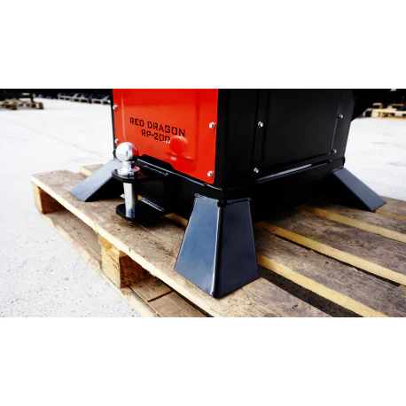 PTO-puiduhakkur RP-200