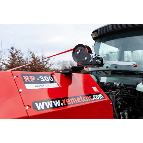 PTO-puiduhakkur RP-300 koos lintkonveieriga 3 m