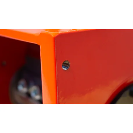 Puiduhakkuri lõikemehhanism M-100 nelja noaga