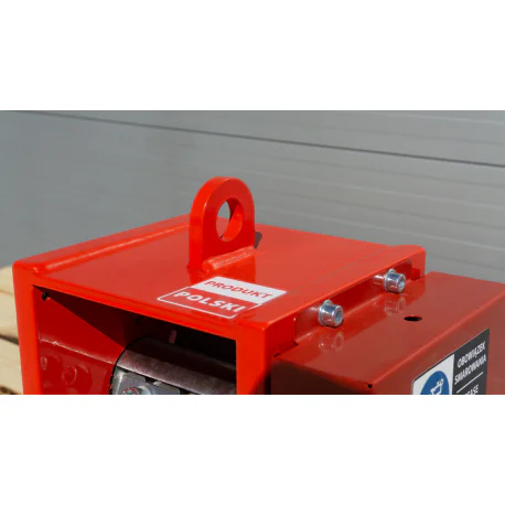 Puiduhakkuri lõikemehhanism M-120 kuue noaga