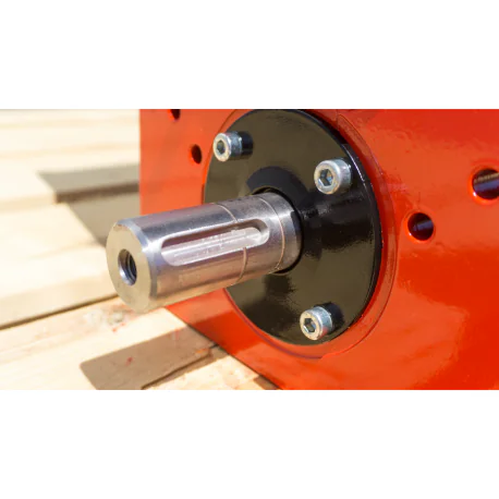 Puiduhakkuri lõikemehhanism M-120 kuue noaga