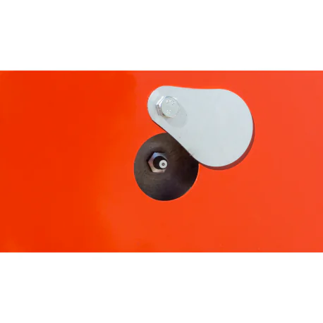 Puiduhakkuri lõikemehhanism M-200 kuue noaga