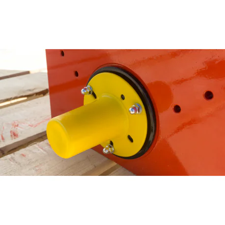 Puiduhakkuri lõikemehhanism M-200 kuue noaga