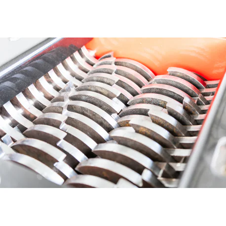 Purustaja purustusmehhanism SR-300 kahekordse ajamiga