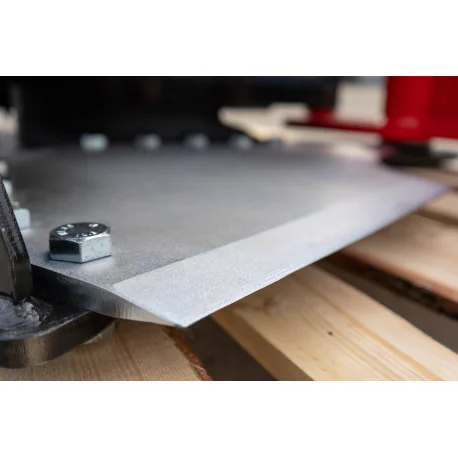 Remet CNC Technology giljotiin C-300