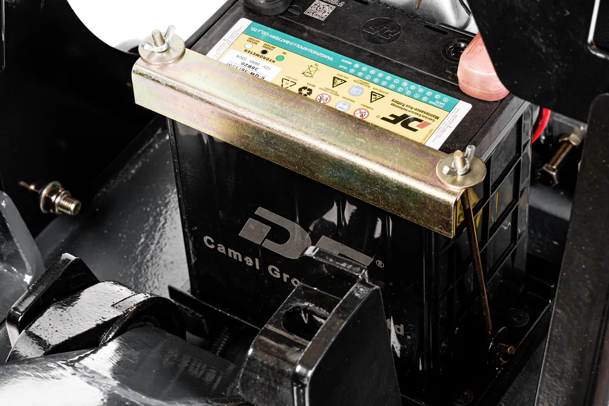 Cedrus pinnasetihendaja CEDZG440HRE-PRO 440 kg Cedrus pinnasetihendaja CEDZG440HRE-PRO 440 kg