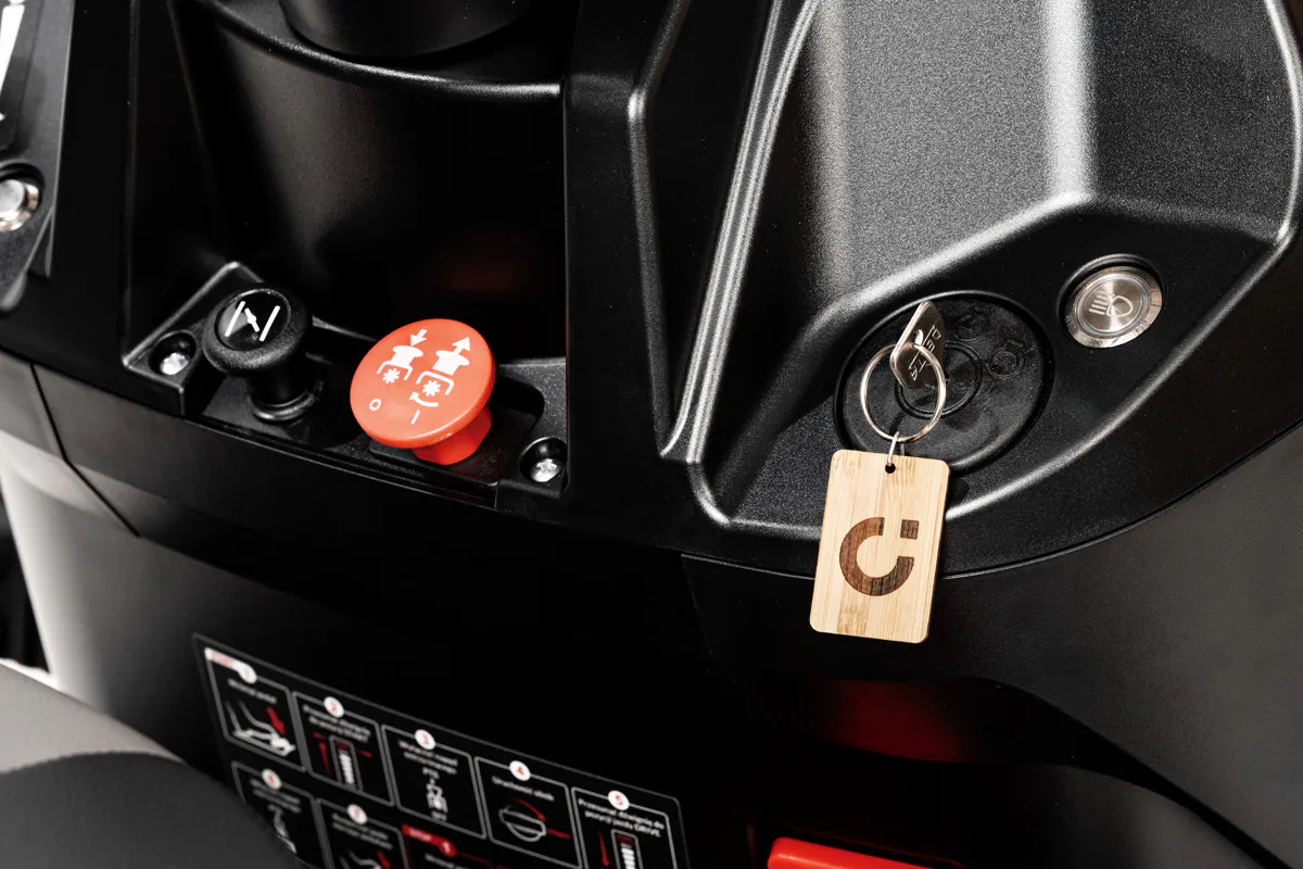 Cedrus murutraktor C-TRAC-T108HS Premium 20 Cedrus murutraktor C-TRAC-T108HS Premium