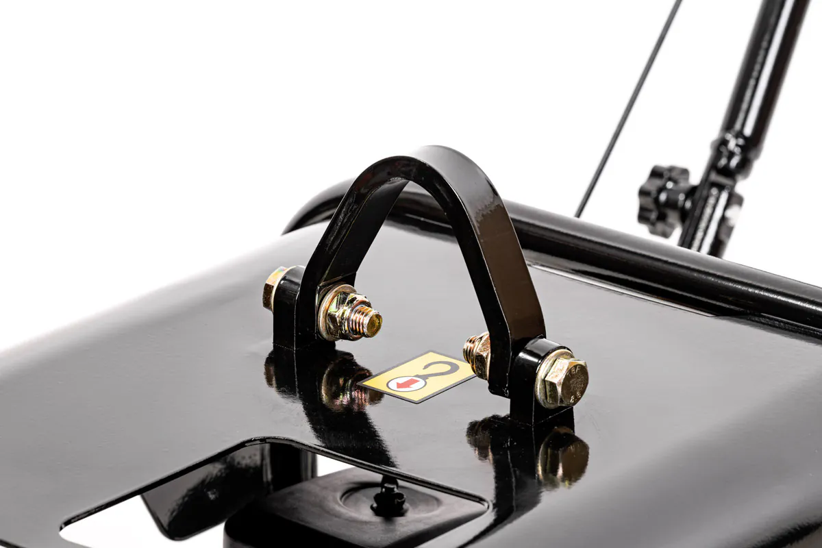 Cedrus pinnasetihendaja CEDZG120L 120 kg Cedrus pinnasetihendaja CEDZG120L 120 kg