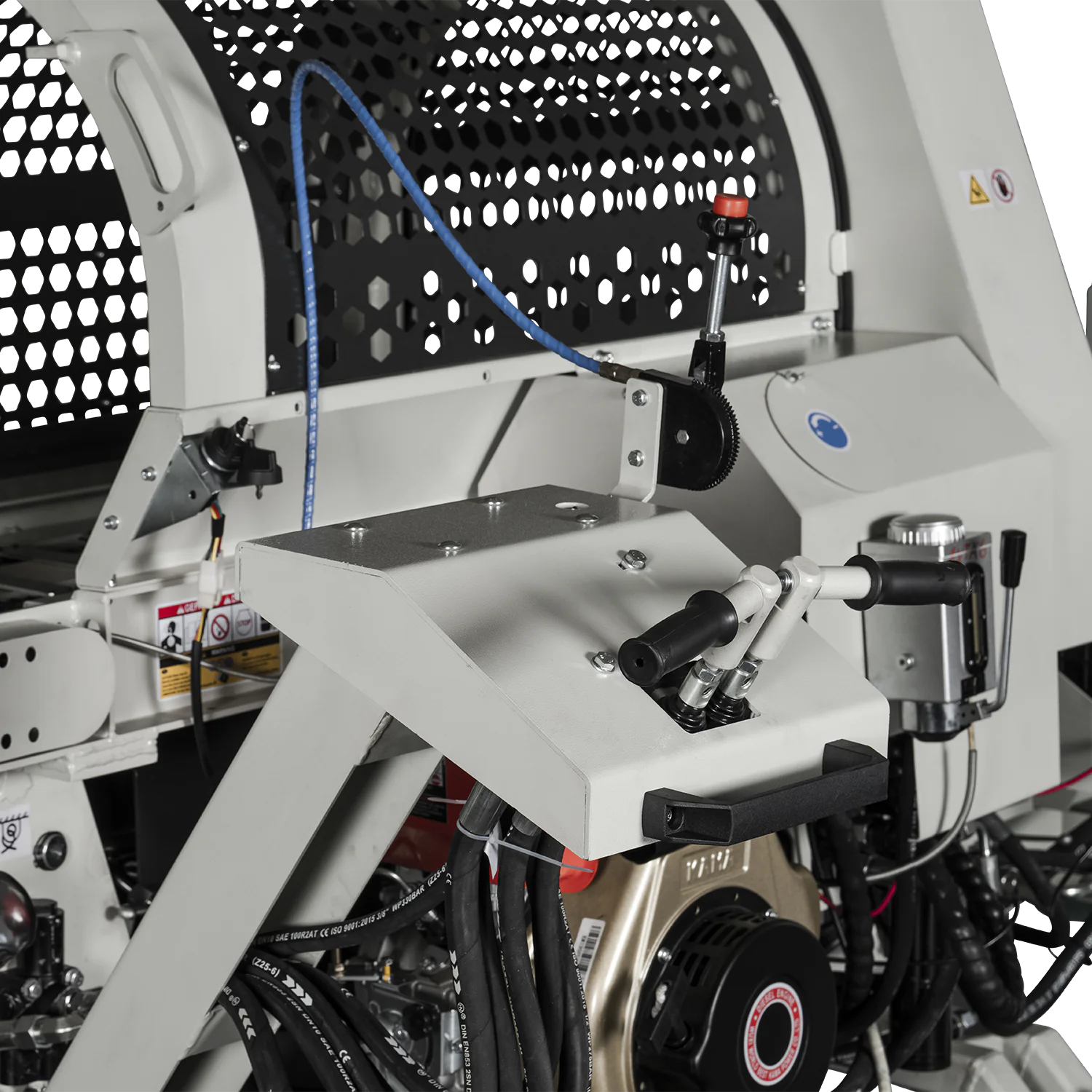 Lumag diiselmootoriga iseliikuv halumasin SSA500DH-PRO/TRS Lumag diiselmootoriga iseliikuv halumasin SSA500DH-PRO/TRS