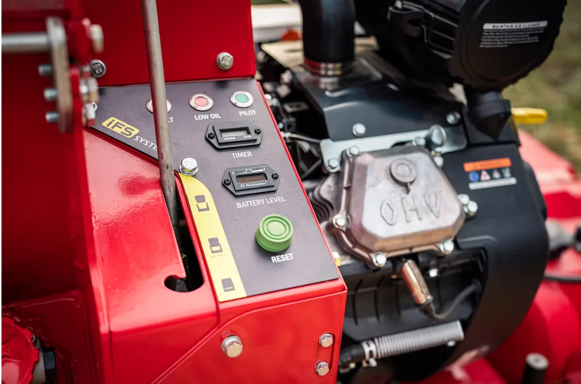 Brugger bensiinimootoriga oksapurustaja HX-16 Pro Brugger bensiinimootoriga oksapurustaja HX-16 Pro