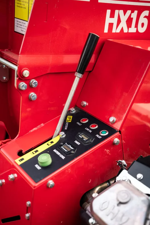 Brugger bensiinimootoriga oksapurustaja HX-16 Pro Brugger bensiinimootoriga oksapurustaja HX-16 Pro