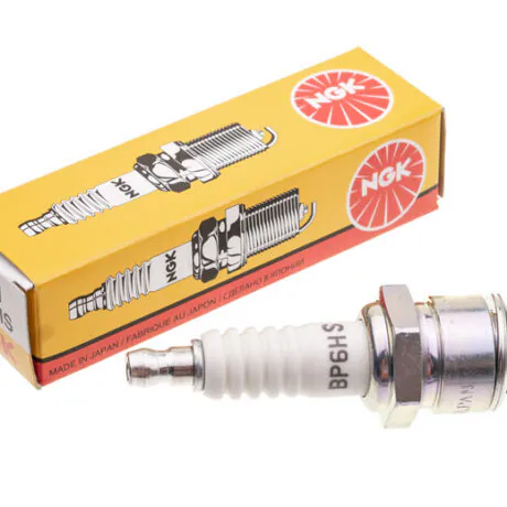Süüteküünal NGK BP6HS