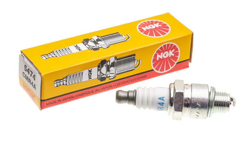 Süüteküünal NGK CMR4A